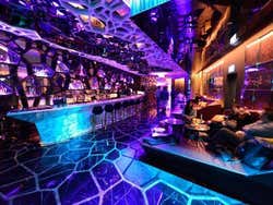 Bar Ozone, à l'hôtel Ritz Carlton