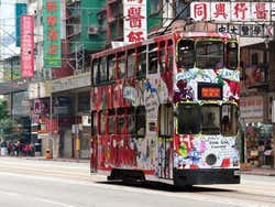 Tramway pour traverser Hong Kong